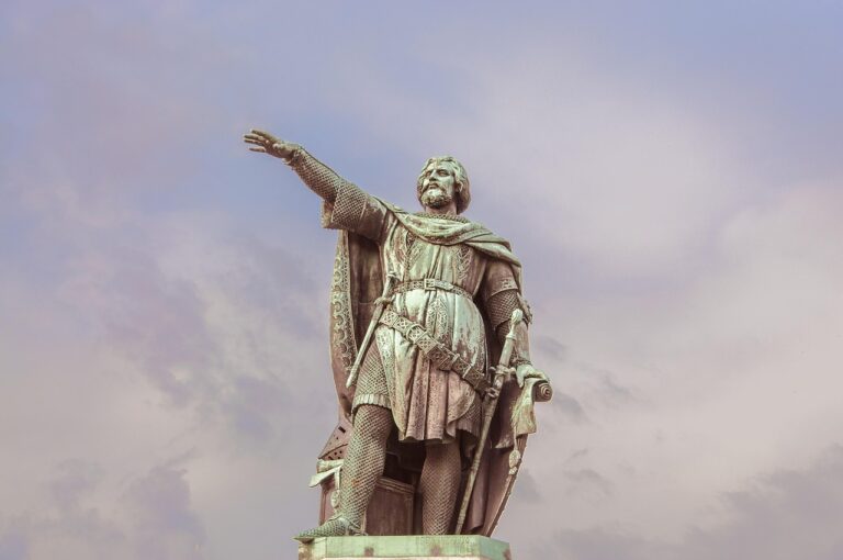 반 클리프 목걸이: 고급스럽고 독특한 주얼리의 모든 것